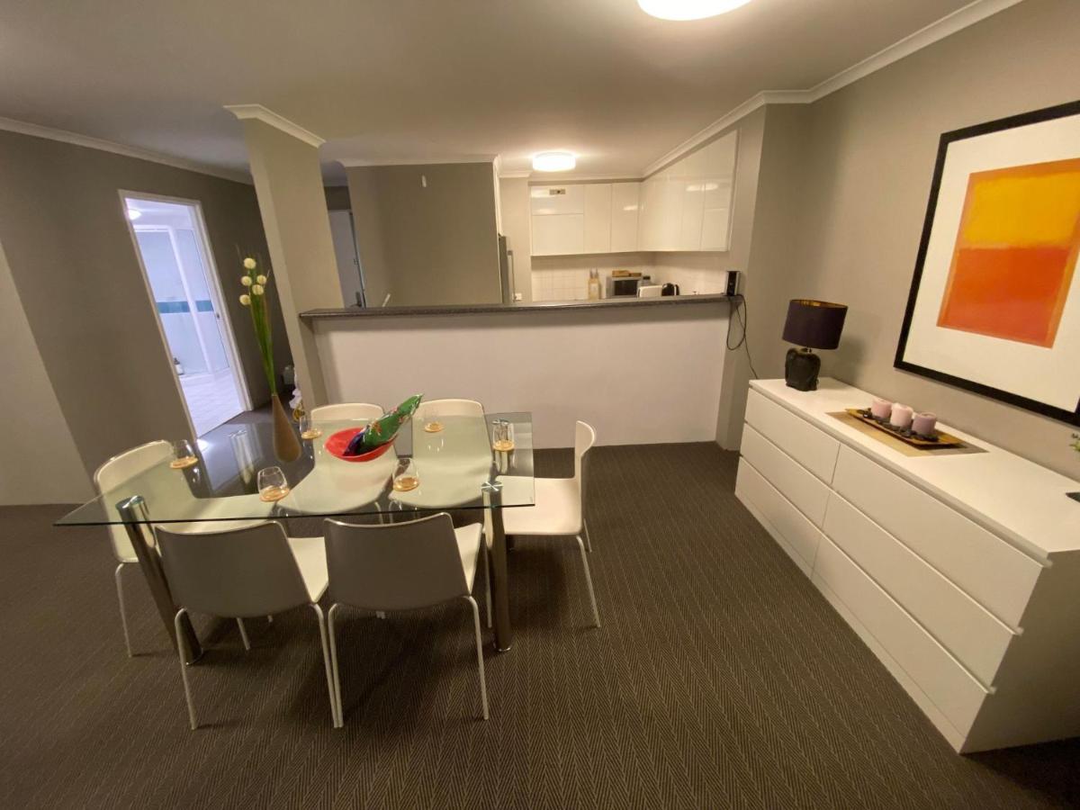 2 Bed 2 Bath Apartment In Braddon, Canberra - Pool, Gym And Free Parking 外观 照片
